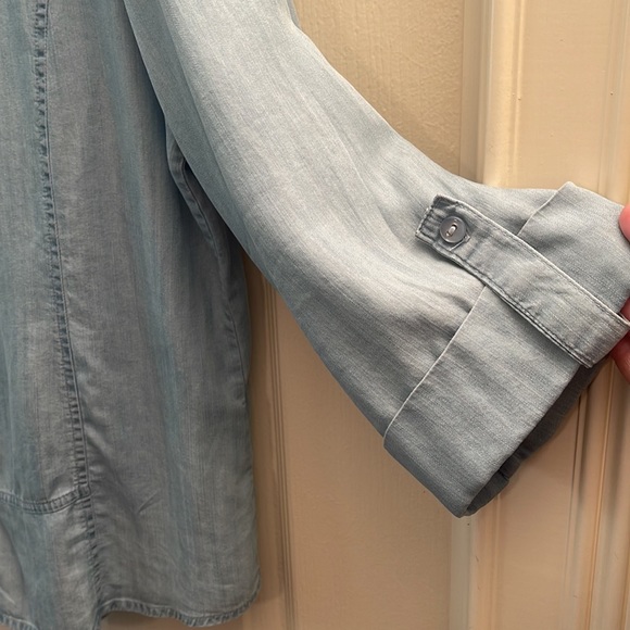 Chambray Button Down - Picture 4 of 7